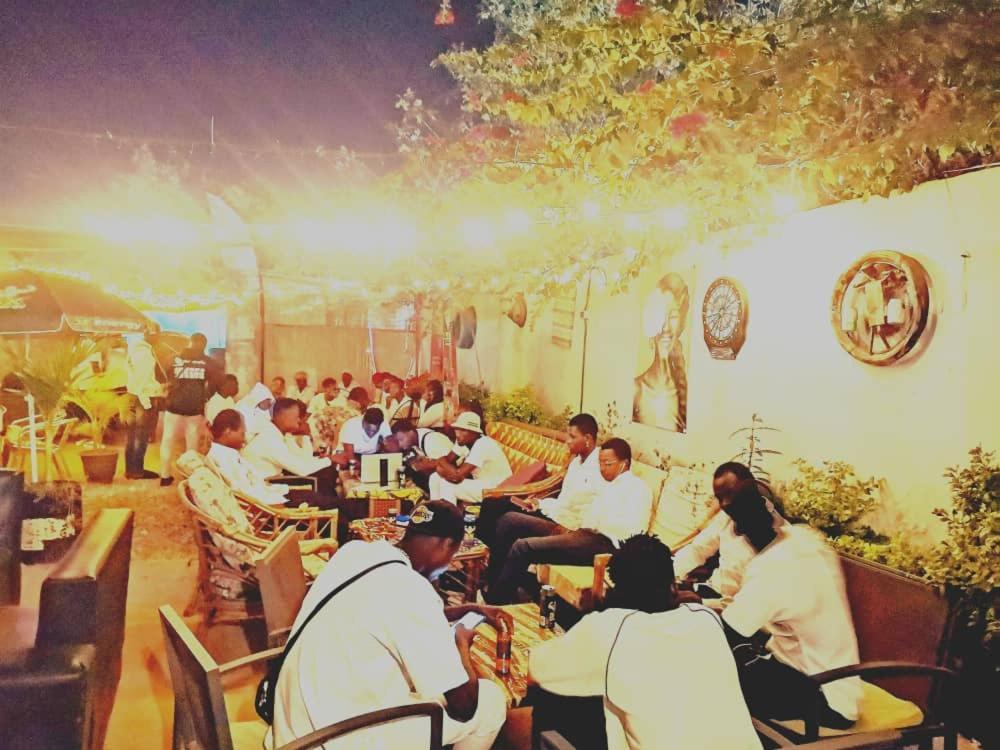 Villa Tenko Ouagadougou Esterno foto