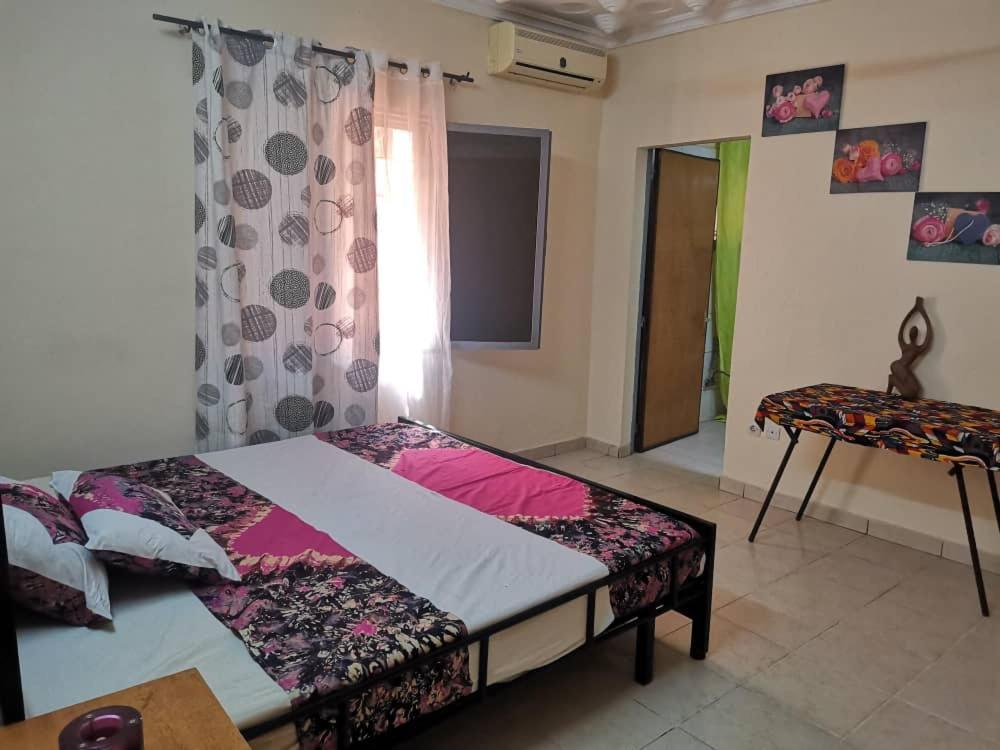 Villa Tenko Ouagadougou Esterno foto