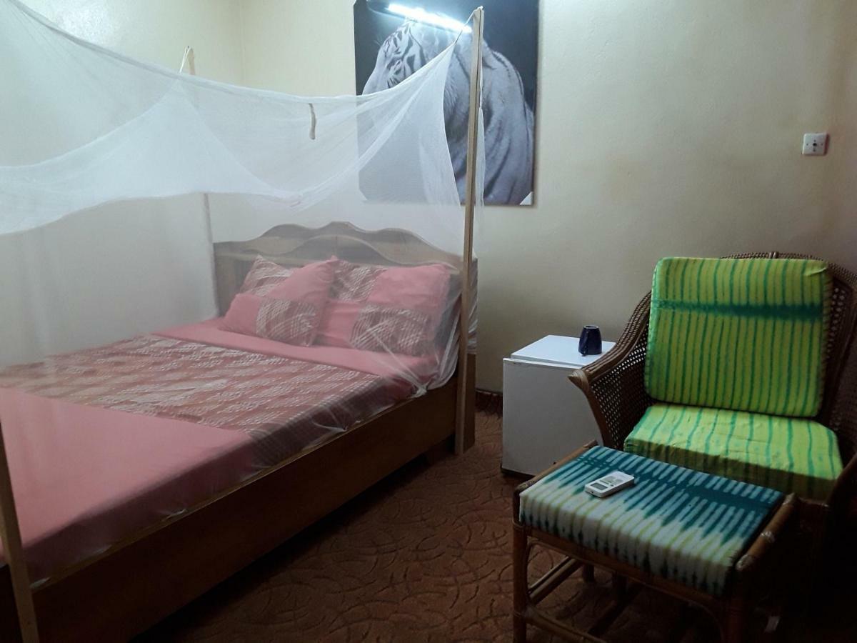 Villa Tenko Ouagadougou Esterno foto