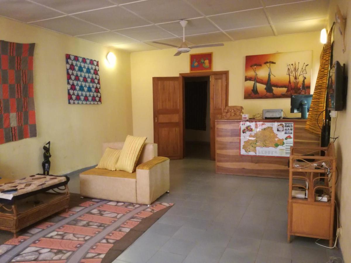Villa Tenko Ouagadougou Esterno foto